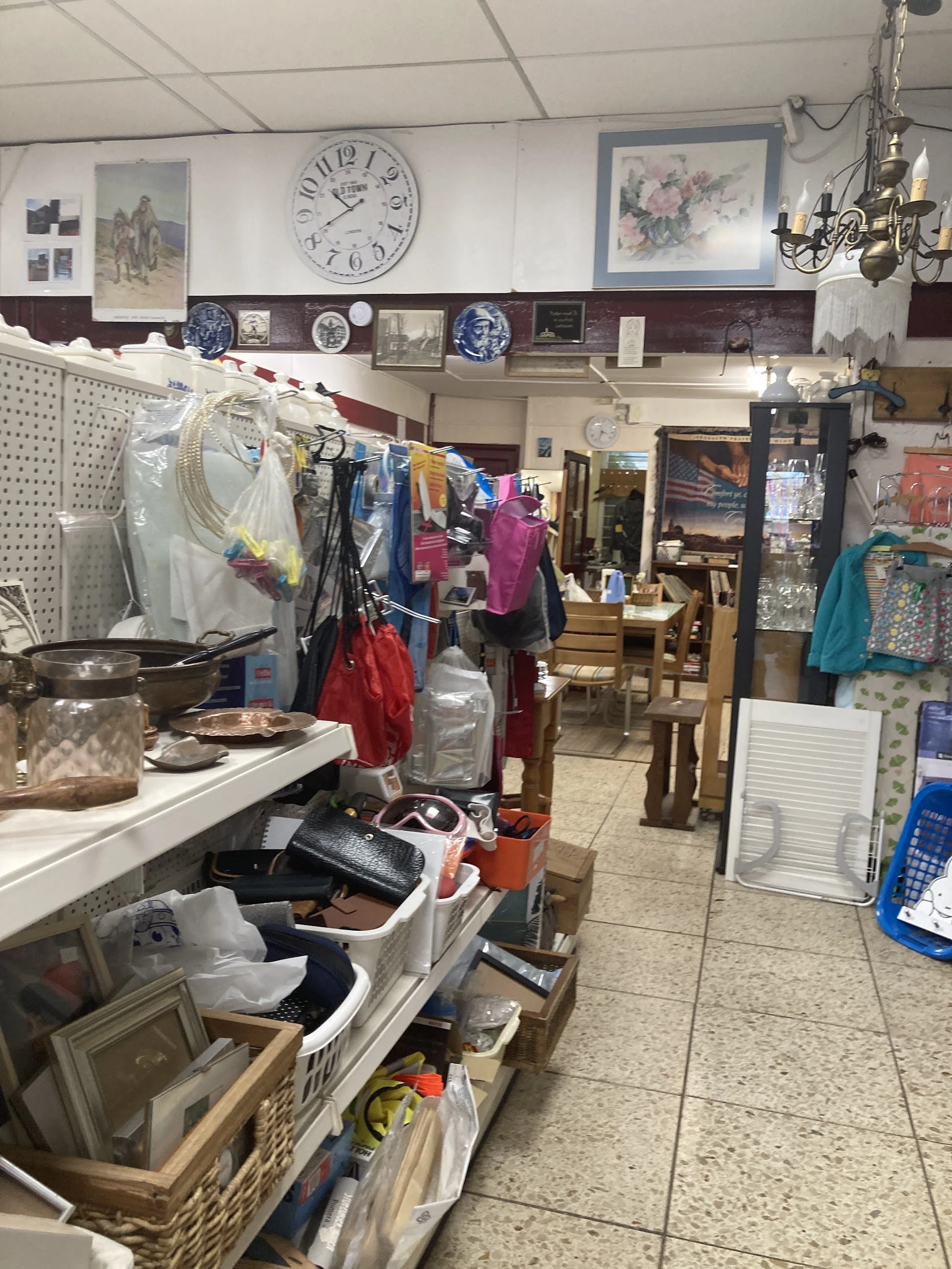 Kringloopwinkel Kringloopwinkel Habbekrats in Lunteren