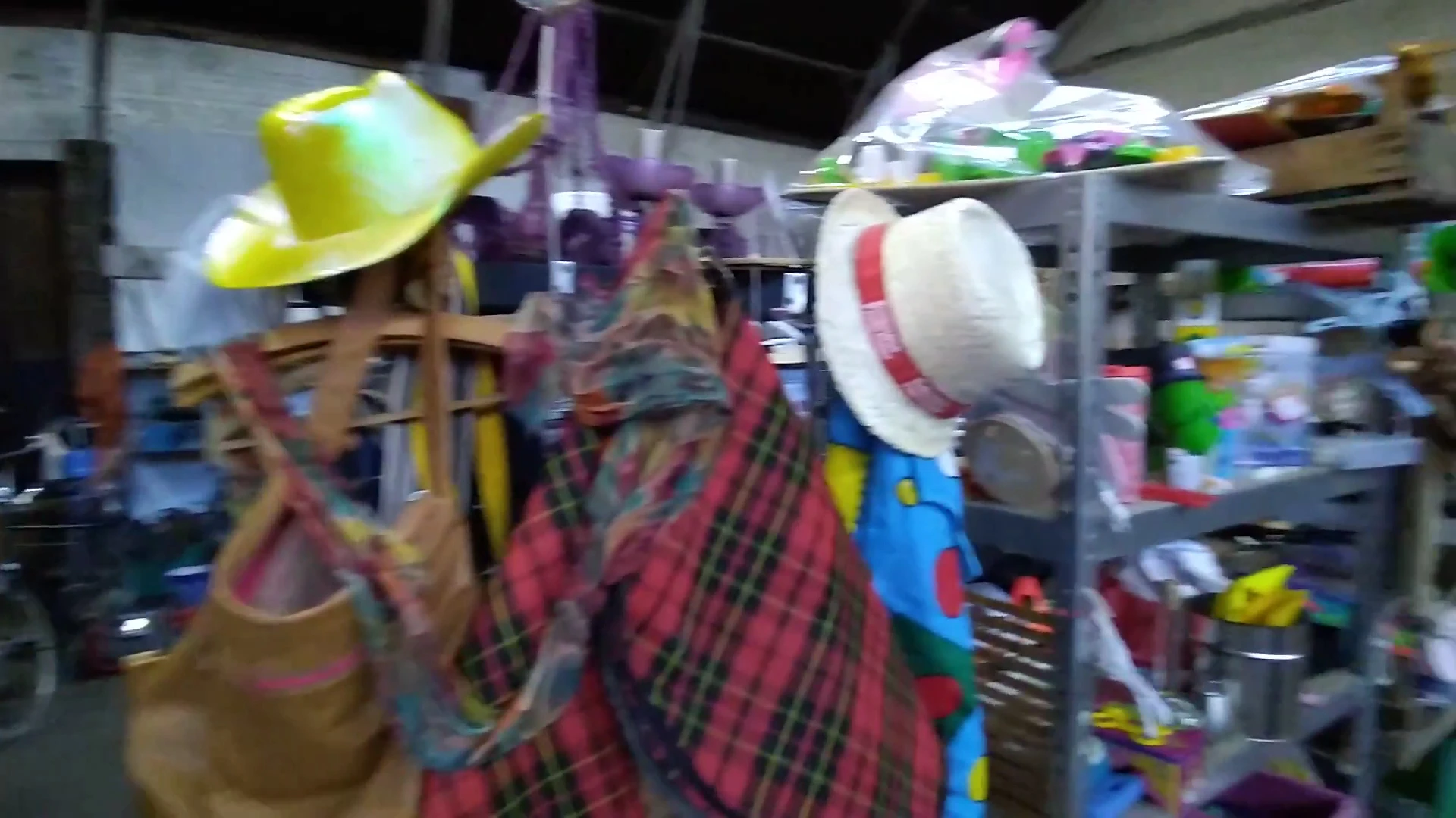 Kringloopwinkel Hangar 050 Brocante Curiosa Kringloop in Aduard