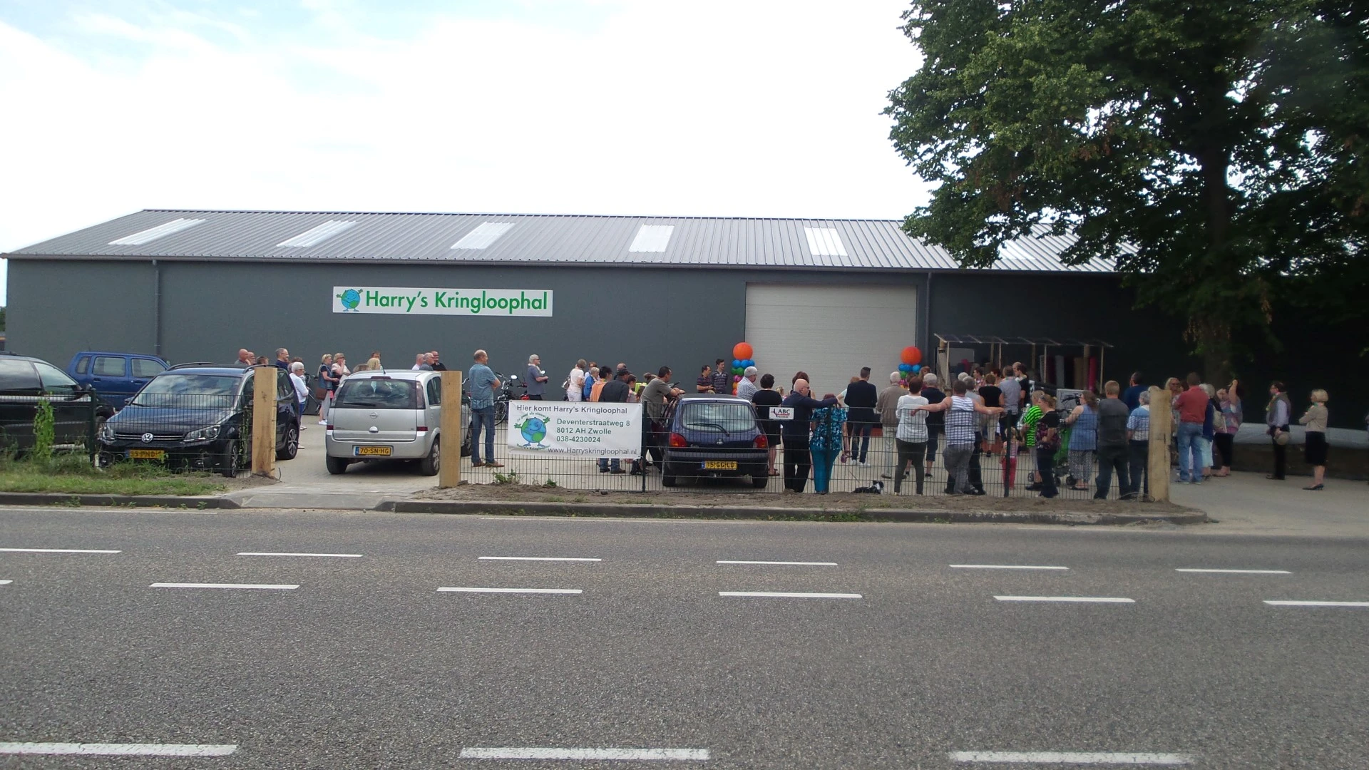 Kringloopwinkel Harry 's Kringloophal in Zwolle