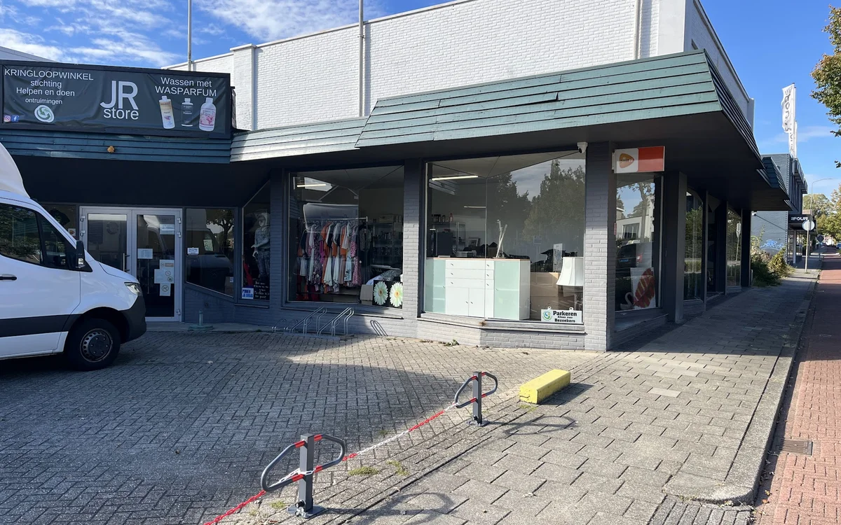 Kringloopwinkel Kringloopwinkel Helpen en Doen in Hoensbroek