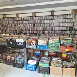 Bezoeker foto van Kringloopwinkel Helpen en Doen in Hoensbroek