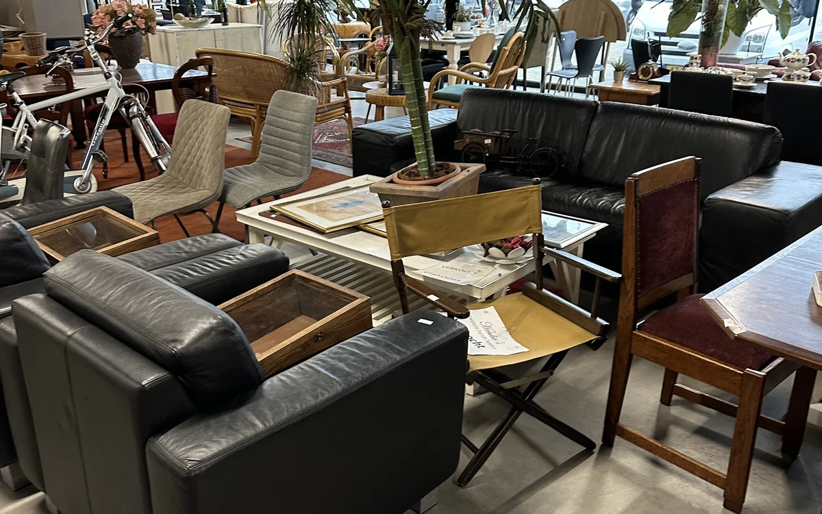 Kringloopwinkel Kringloopwinkel Henkie's tweedehands hoekie in Breda