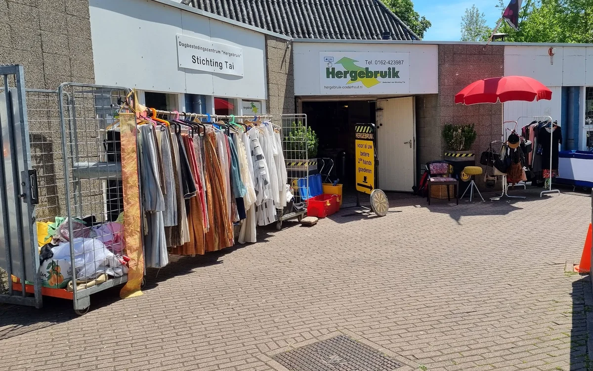 Kringloopwinkel Kringloopwinkel Hergebruik Oosterhout in Oosterhout