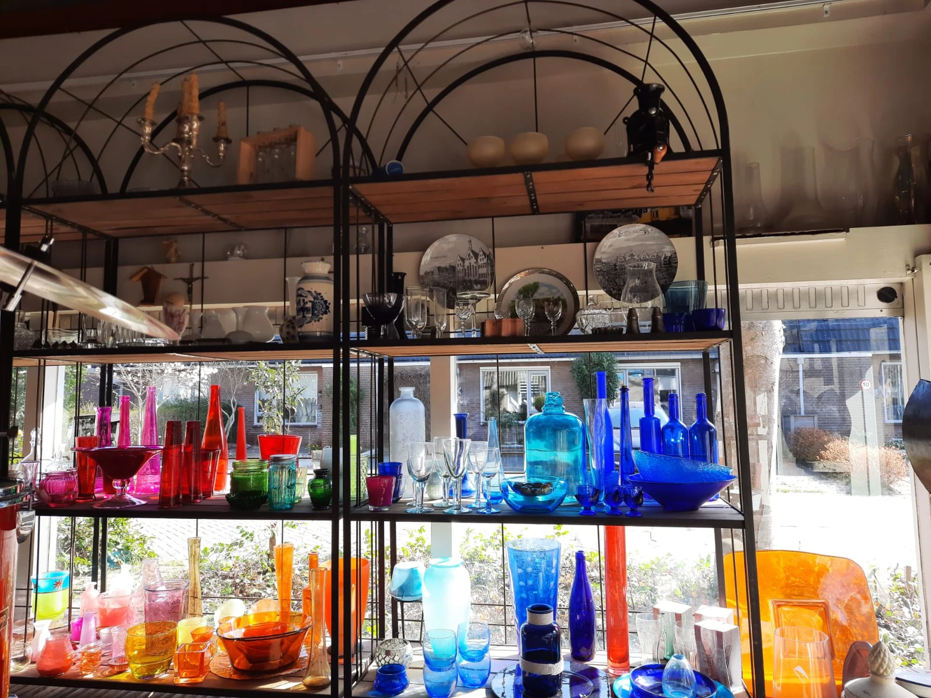 Foto gedeeld door eigenaar van Kringloopwinkel Hergebruik Oosterhout in Oosterhout