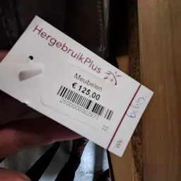 Prijssticker van Hergebruik Plus met artikelnaam 'Meubolen' en prijs €125,00