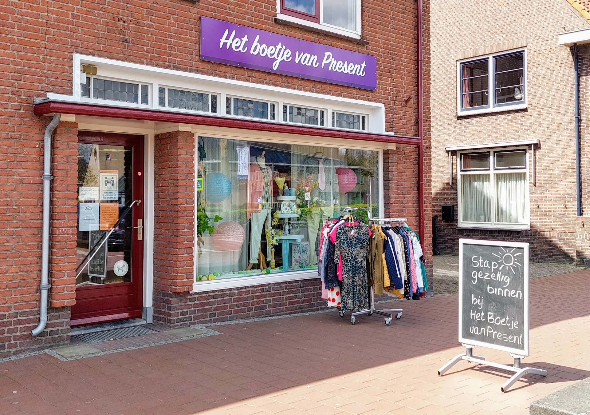 Kringloopwinkel Kringloopwinkel Het Boetje van Present in Middenmeer