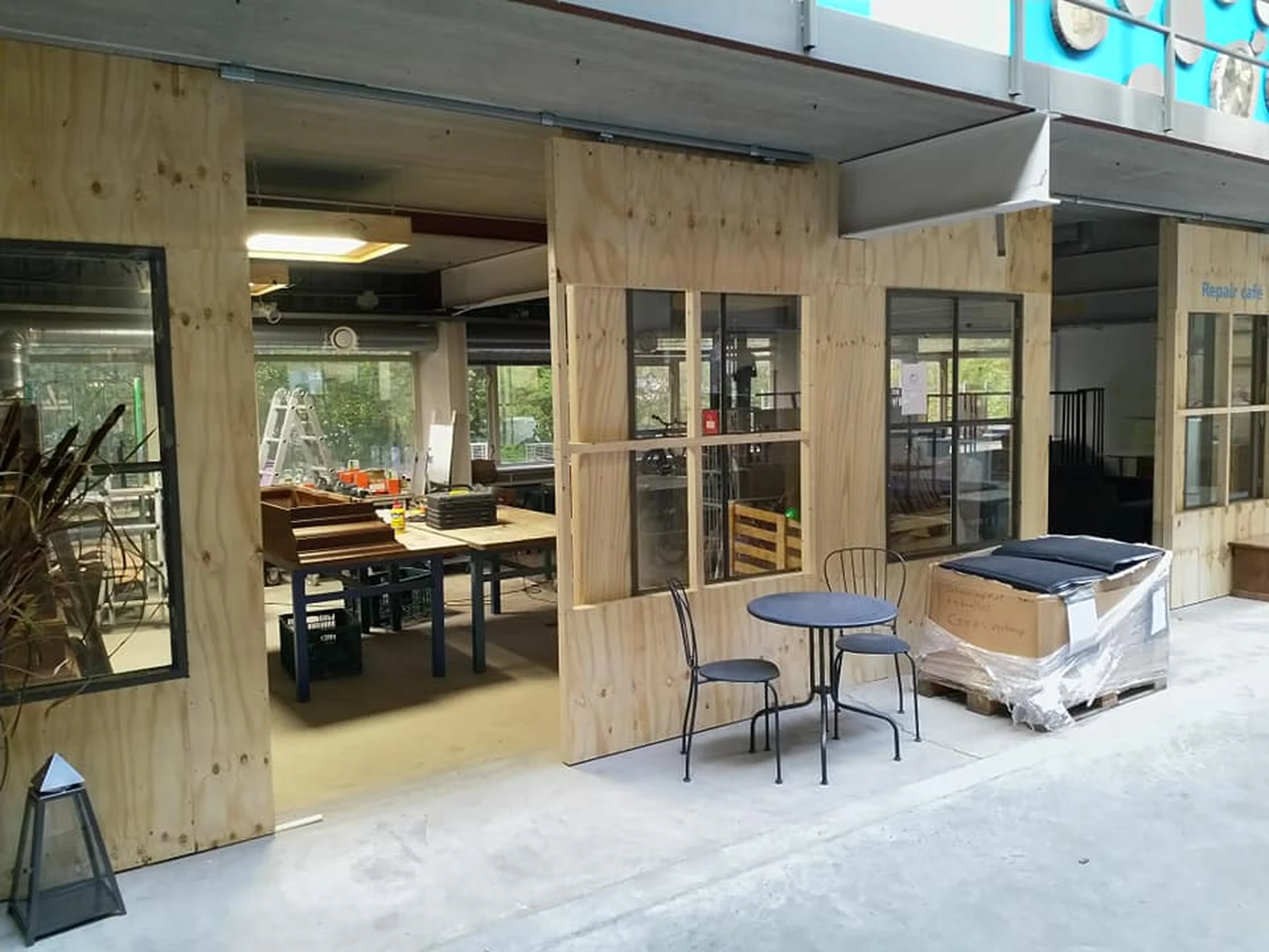 Kringloopwinkel Kringloopwinkel Het Circulaire Ambachtscentrum in Leidschendam