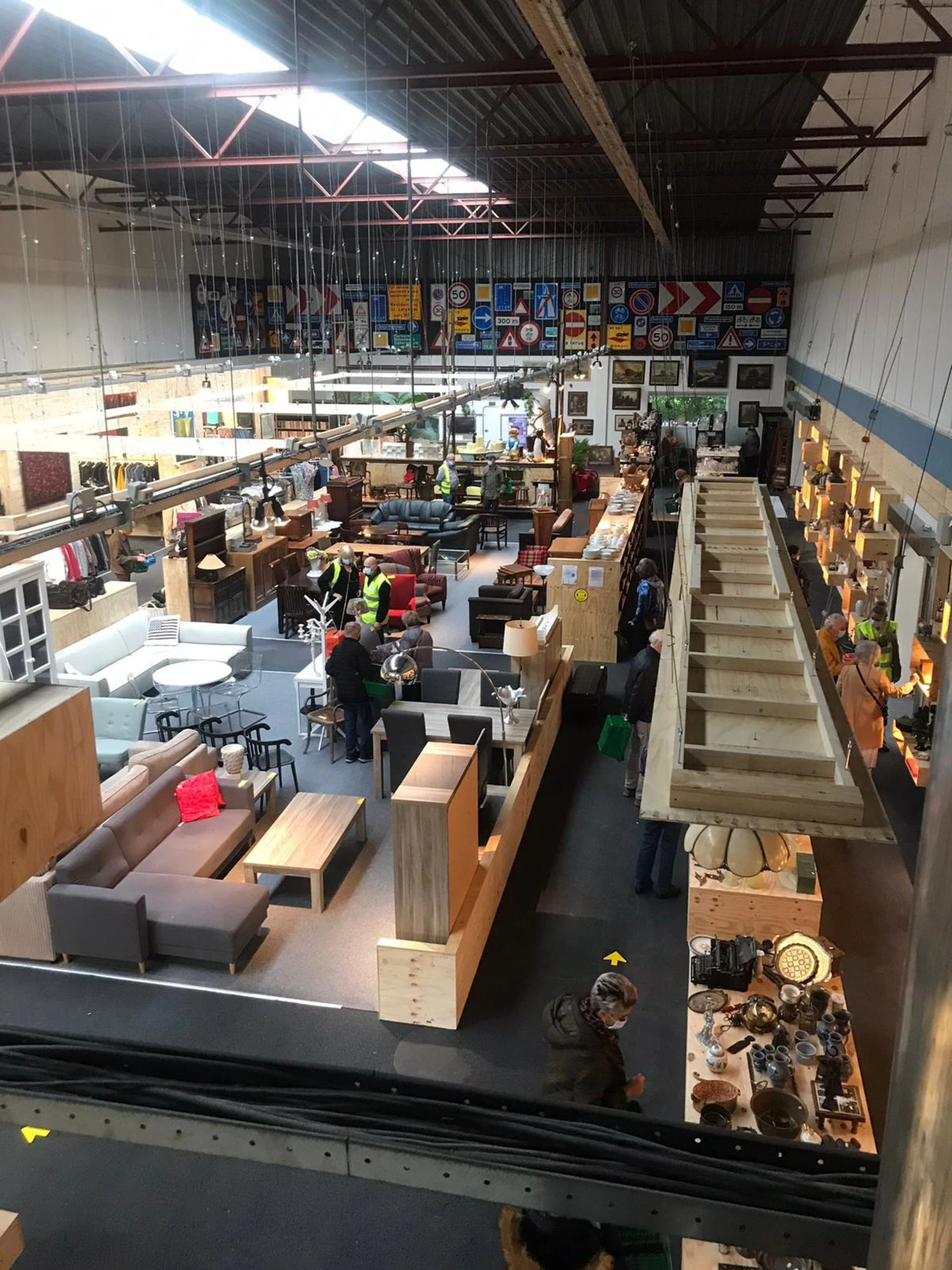 Kringloopwinkel Kringloopwinkel Het Circulaire Ambachtscentrum in Leidschendam