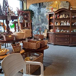 Bezoeker foto van Kringloopwinkel Het Circulaire Ambachtscentrum in Leidschendam