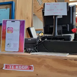 Bezoeker foto van Kringloopwinkel Het Circulaire Ambachtscentrum in Leidschendam