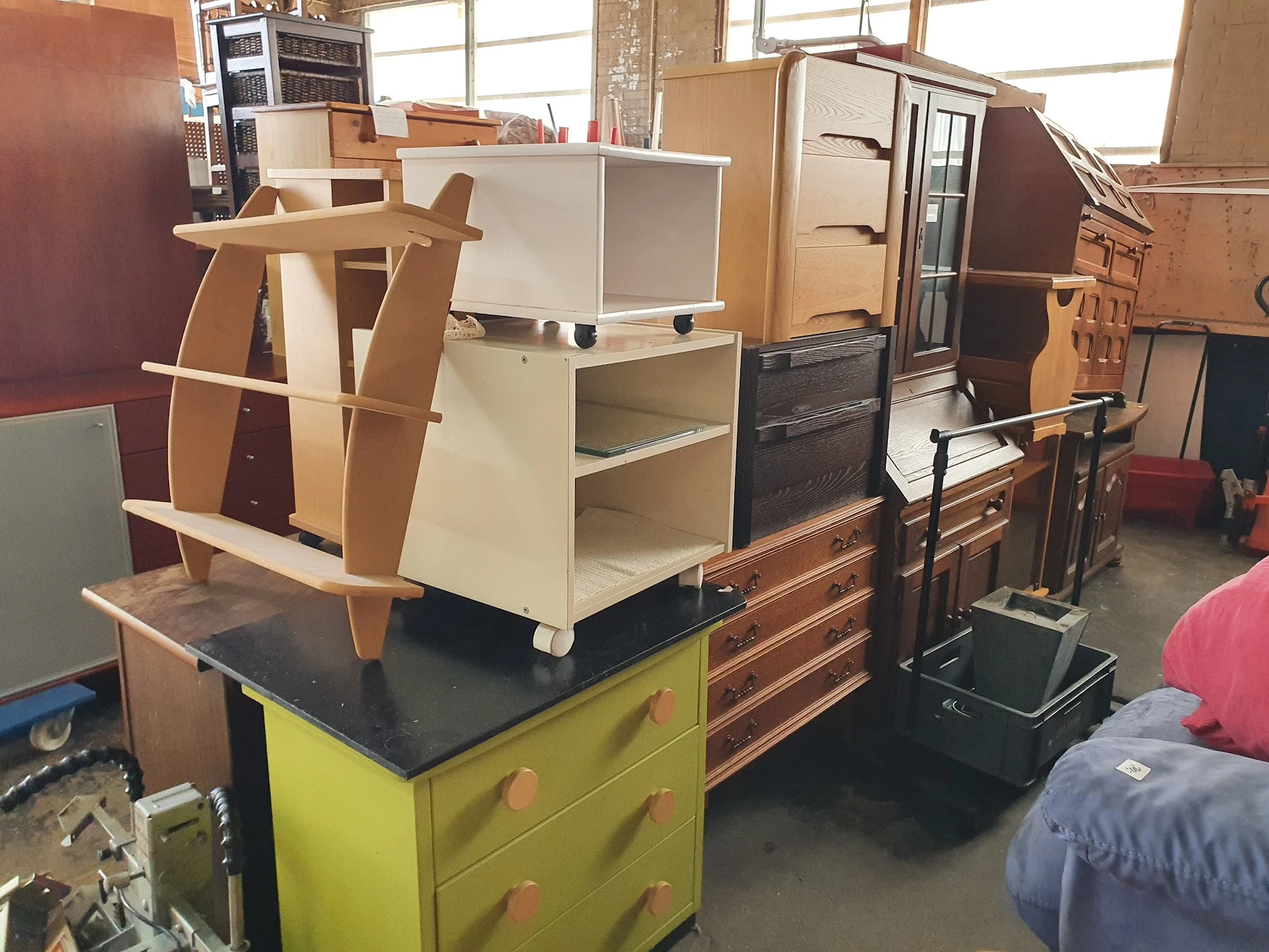 Kringloopwinkel Kringloopwinkel Het Keer(n)punt Stichting Interkerk in Zwaag