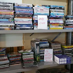 Bezoeker foto van Kringloopwinkel Het Keer(n)punt Stichting Interkerk in Zwaag