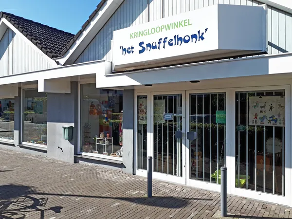 Kringloopwinkel Kringloopwinkel Het Snuffelhonk in Odijk
