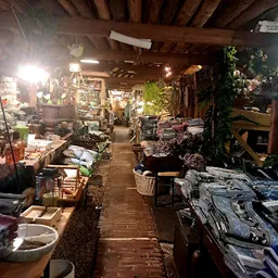 Bezoeker foto van Kringloopwinkel Het Tweede Deel in Echten