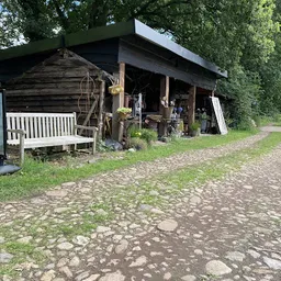 Bezoeker foto van Kringloopwinkel Het Tweede Deel in Echten