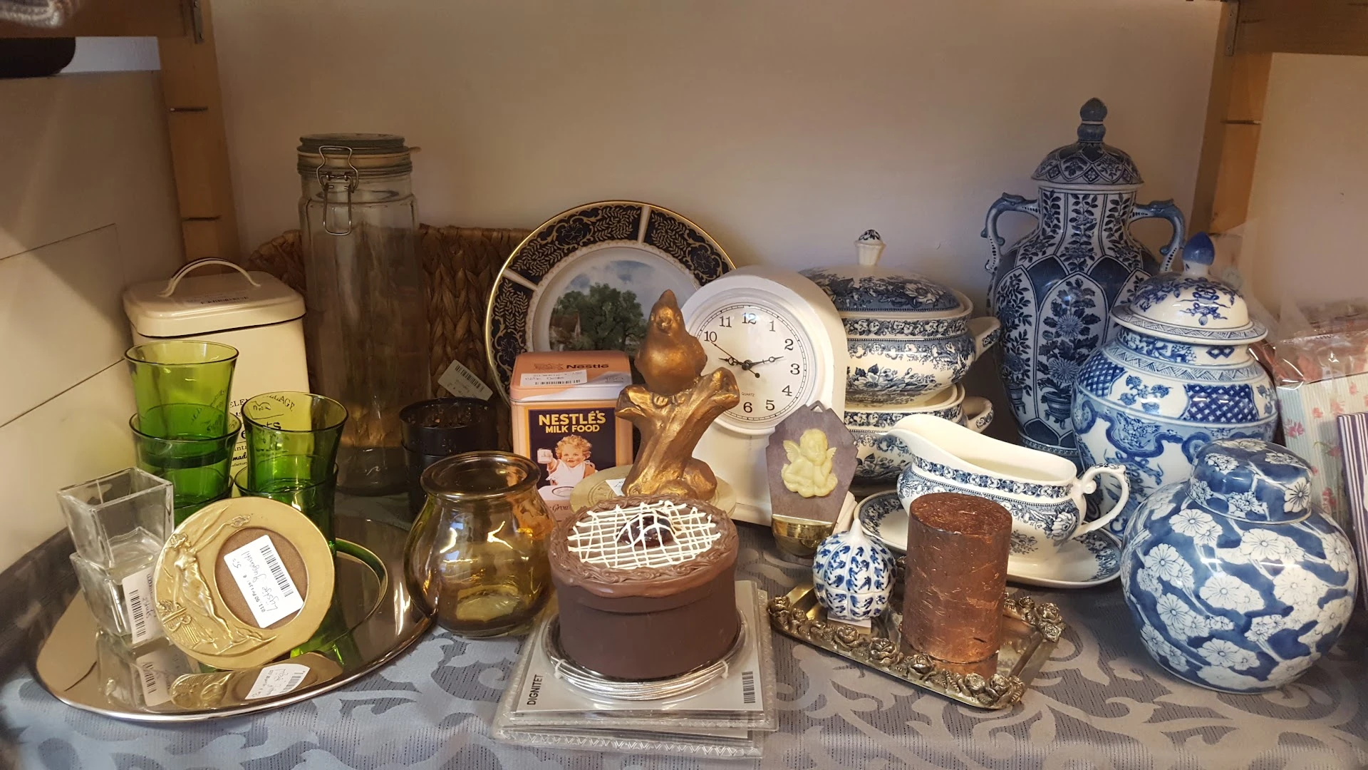 Kringloopwinkel Kringloopwinkel het verKooplokaal in Eindhoven