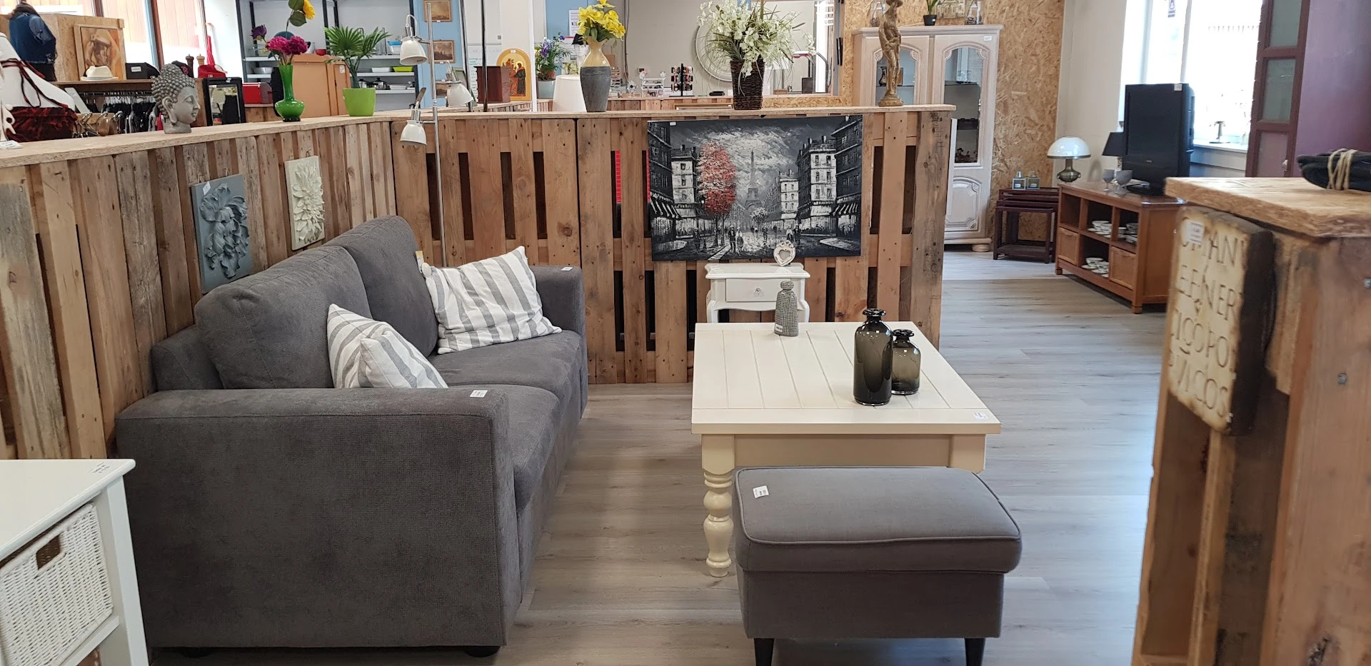 Foto gedeeld door eigenaar van Het Warenhuis Kringloop Zuidwest in Leiden