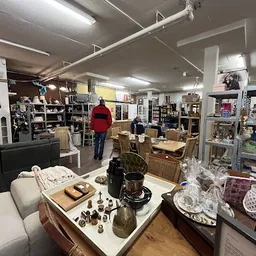 Bezoeker foto van Hippe Kringloop in Assen