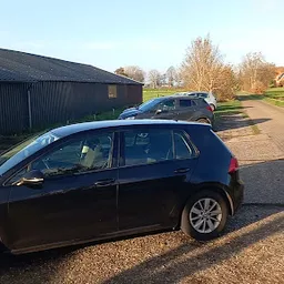 Bezoeker foto van Inboedelhal | Woningontruiming & Kringloopwinkel in Oudehaske