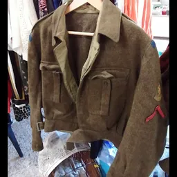 Bezoeker foto van Inboedelhal | Woningontruiming & Kringloopwinkel in Oudehaske