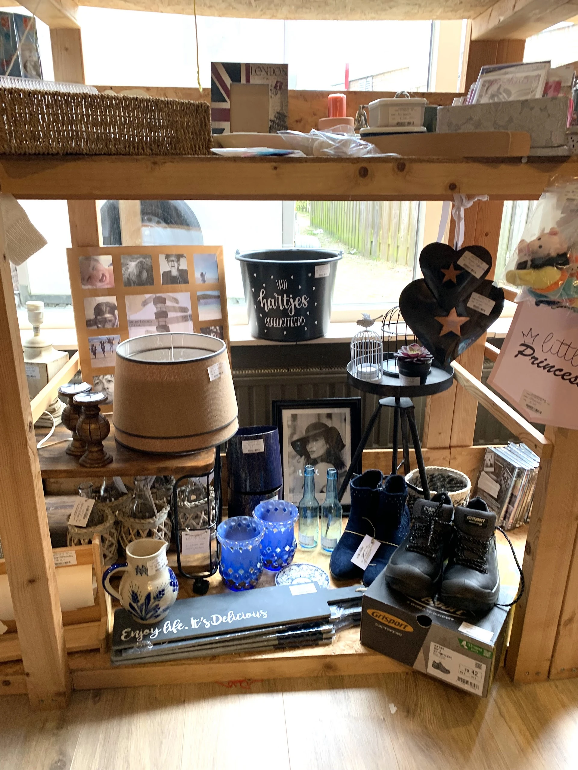 Kringloopwinkel Kringloopwinkel Jouw Marktkraam Hedel - Den Bosch in Hedel