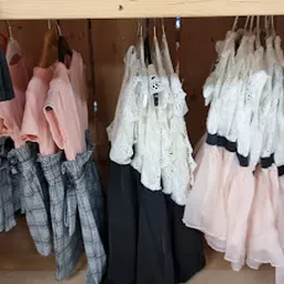 Bezoeker foto van Kringloopwinkel Jouw Marktkraam Ouddorp in Ouddorp