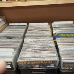 Bezoeker foto van Kringloopwinkel Jouw Marktkraam Ouddorp in Ouddorp