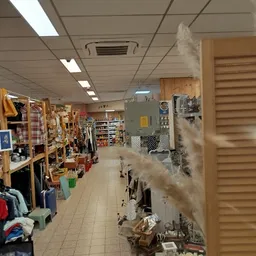 Bezoeker foto van Kringloopwinkel Jouw Marktkraam Ouddorp in Ouddorp