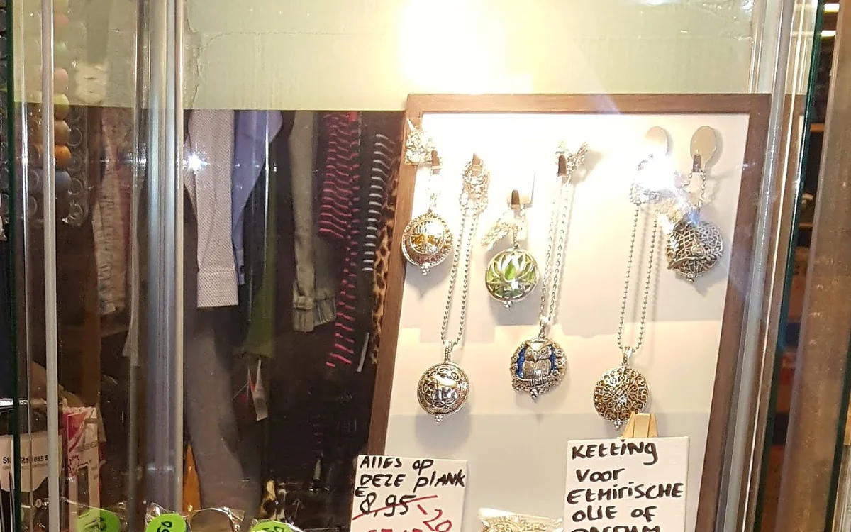 Kringloopwinkel Kringloopwinkel Jouw Winkelkast in Tilburg