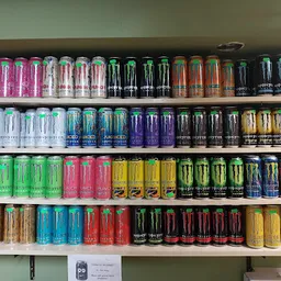 Bezoeker foto van Kringloopwinkel Jouw Winkelkast in Tilburg