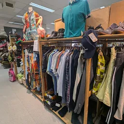 Bezoeker foto van Kringloopwinkel Jouw Winkelkraam in Assen