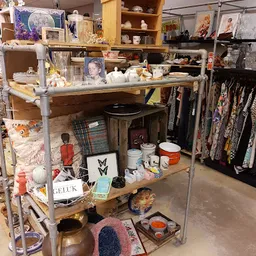 Bezoeker foto van Kringloopwinkel JouWinkel in Dordrecht