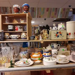 Bezoeker foto van Kringloopwinkel JouWinkel in Dordrecht