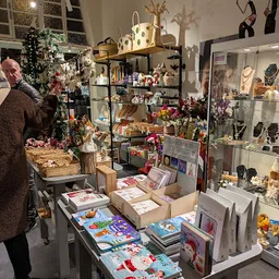 Bezoeker foto van Kringloopwinkel JouWinkel in Dordrecht