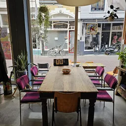 Bezoeker foto van Kringloopwinkel JouWinkel in Dordrecht