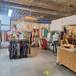 Bezoeker foto van Karoesell Kringloop Eindhoven in Eindhoven