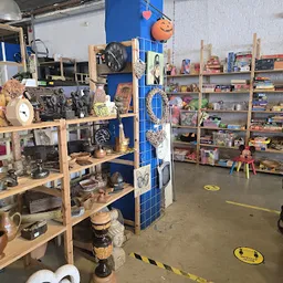 Bezoeker foto van Karoesell Kringloop Eindhoven in Eindhoven