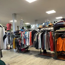 Bezoeker foto van Kringloopwinkel Kledingwinkel Goed & Koop - Leger des Heils in Heinkenszand