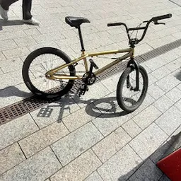 Bezoeker foto van Kringloopwinkel Kleren Goed in Nijmegen