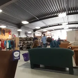 Bezoeker foto van Kringloopwinkel Kleren Goed in Nijmegen