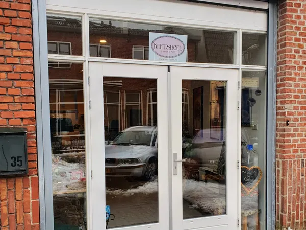 Kringloopwinkel Kletsboel 2e hands winkel/ Kringloopwinkel in Hilversum