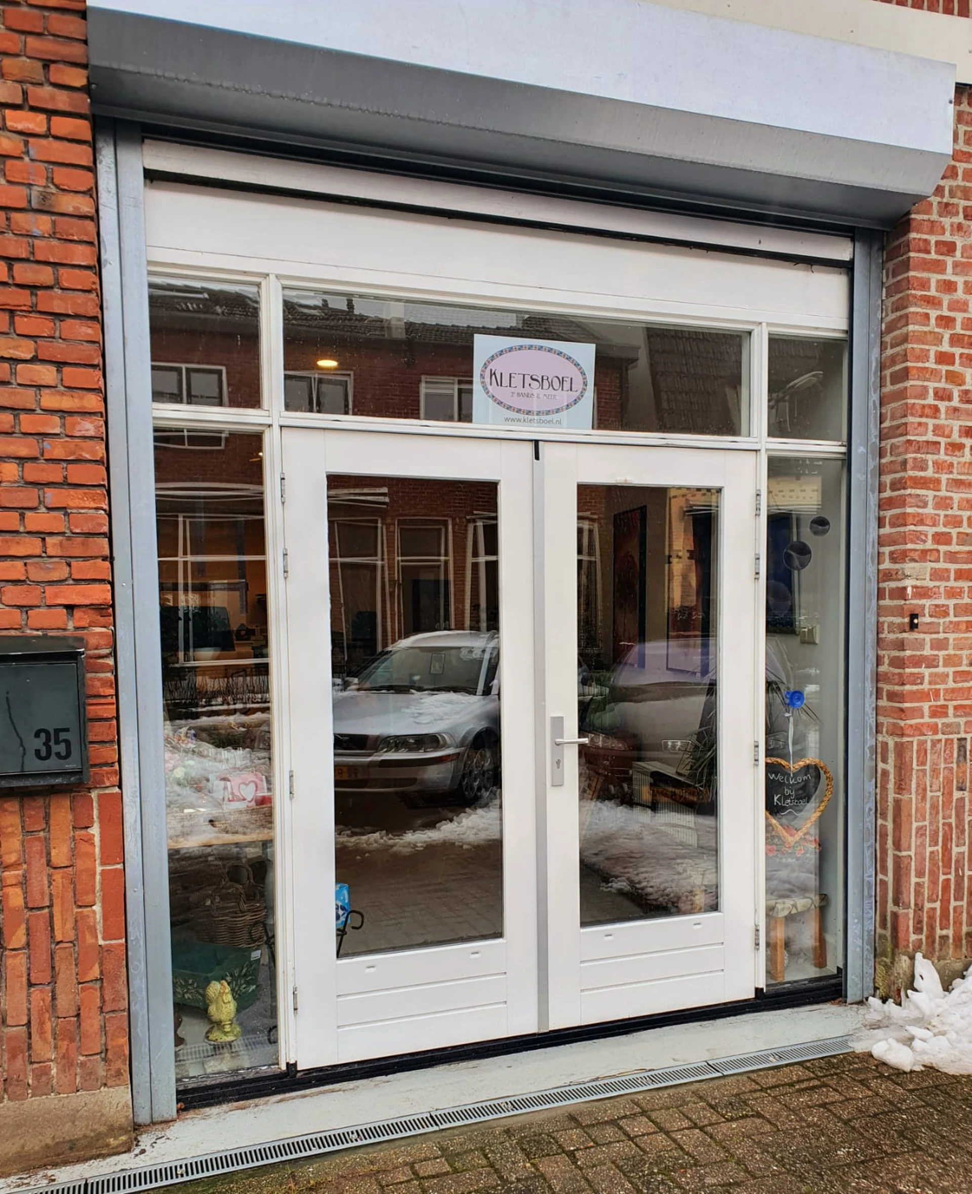 Kringloopwinkel Kletsboel 2e hands winkel/ Kringloopwinkel in Hilversum