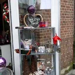 Bezoeker foto van Kletsboel 2e hands winkel/ Kringloopwinkel in Hilversum