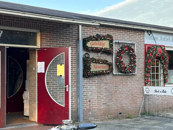 Kringloopwinkel Kringloopwinkel Koek's Place in Purmerland