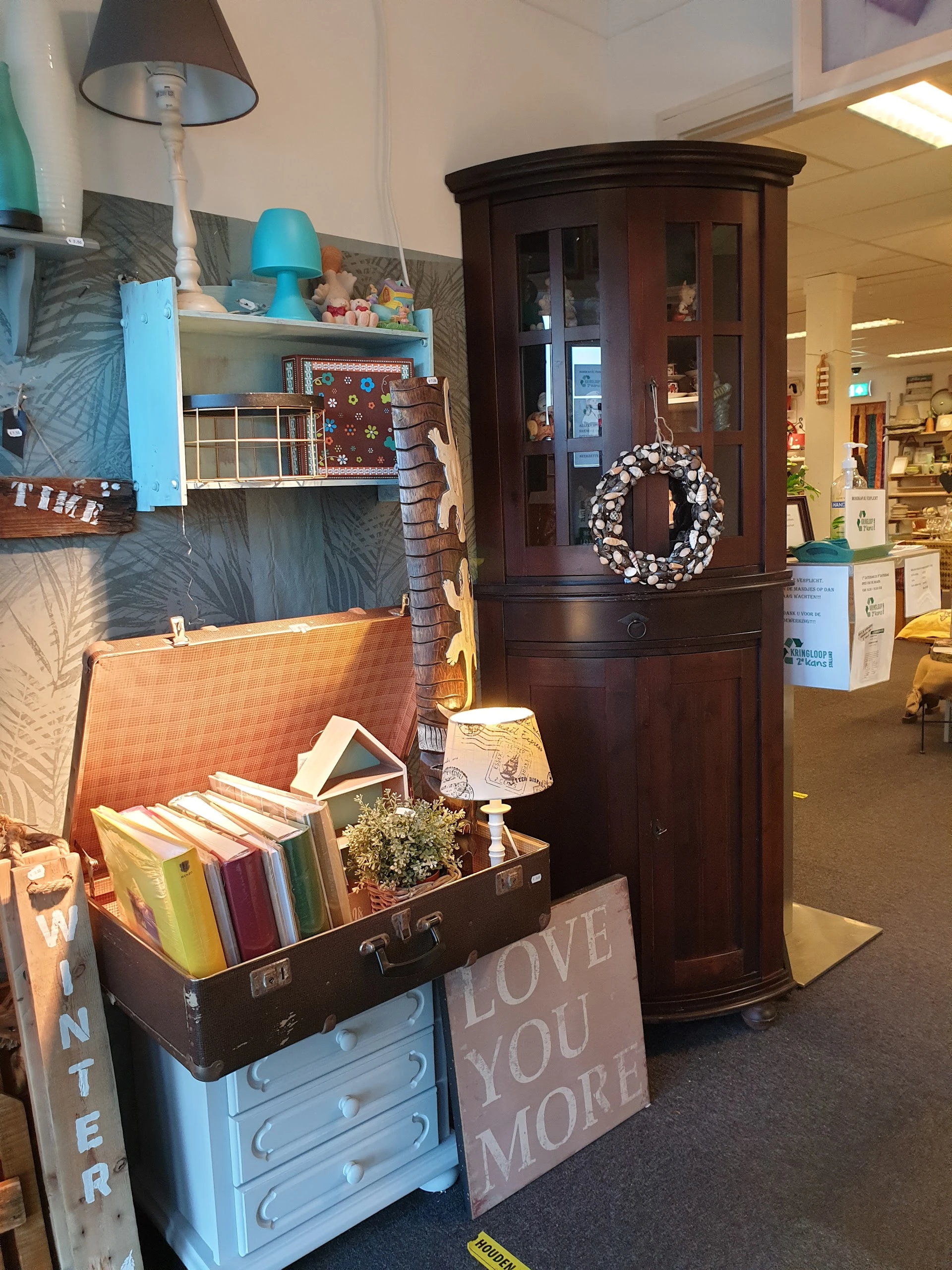 Kringloopwinkel Kringloop 2e Kans Stalland in Sint-Annaland