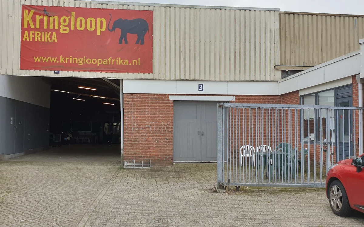 Kringloopwinkel Kringloop Afrika in Surhuisterveen