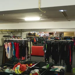 Bezoeker foto van Kringloop Almelo het XL kringloopwarenhuis in Almelo