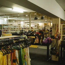 Bezoeker foto van Kringloop Almelo het XL kringloopwarenhuis in Almelo