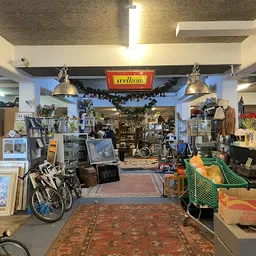 Bezoeker foto van Kringloop Arnhem De Schatkamer in Arnhem