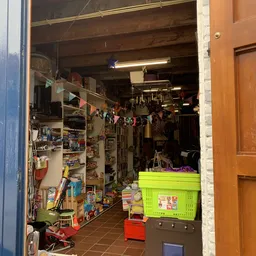 Kringloopwinkel Kringloop Cambodia-Dutch in Eindhoven